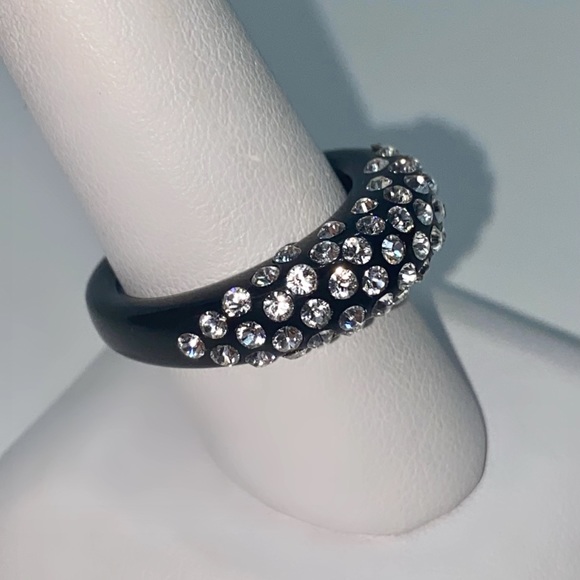 Acrylic Crystal Ring Embellished With Genuine“Crystal Stone Elements”New! - Picture 7 of 12